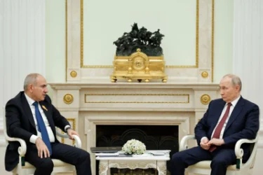 Putin to Present Russia's Position on EU to Pashinyan, Says Peskov