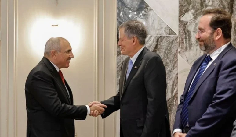 Details Emerge from Nikol Pashinyan's Discussion with US Senator Steve Daines