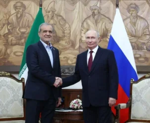 Putin Asks Pezeshkian to Convey Greetings to Khamenei During Meeting in Bishkek