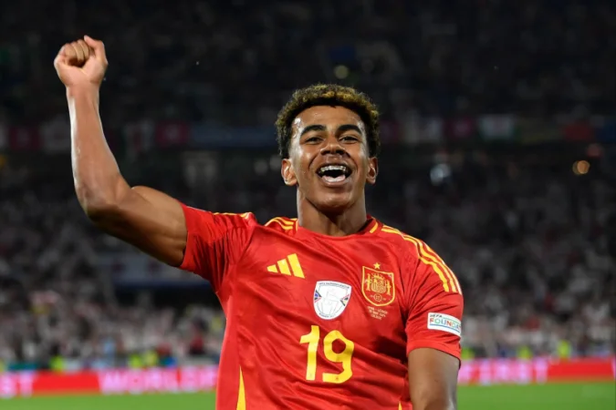 Yamal Breaks Long-standing Record in Spanish Football