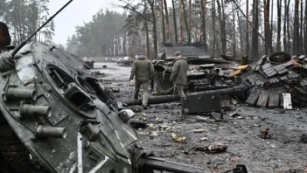 Массовые атаки беспилотников на российские регионы: есть пострадавшие