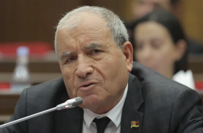 Մի՞թե մենք այնքան երեխա ենք, որ ՌԴ-ն մեր ձեռքը բռնած տանի այնտեղ, որտեղ կործանում է․ ՔՊ պատգամավոր