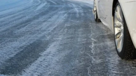 Մ-4 ճանապարհի մի հատվածում ջրագծի վթարի պատճառով մերկասառույց է առաջացել