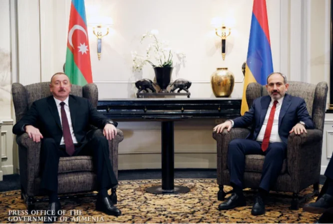 Փաշինյանն ու Ալիևը պայմանավորվել են երկկողմ ձևաչափով․ միջնորդներին գործընթացից դուրս են թողնում