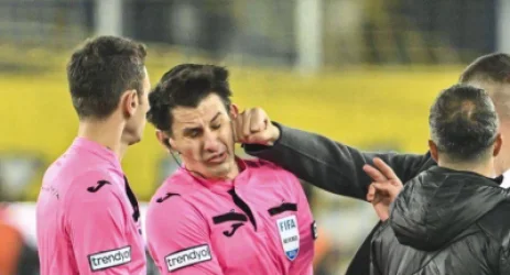 ՏԵՍԱՆՅՈՒԹ․ Ինչպես է թուրքական ֆուտբոլային ակումբի նախագահը  բռունցքով հարվածում մրցավարին․ հայտնի է պատճառը