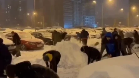 ՏԵՍԱՆՅՈՒԹ․ Անոմալ ձյուն, սառցային անձրև, առատ տեղումներ՝ Ռուսաստանում