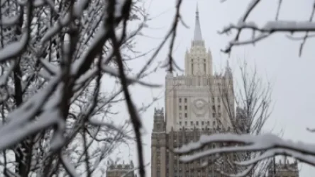 Արեւմուտքին չի հաջողվի ծնկի բերել Ռուսաստանին․ ինչ են հայտարարել ԱԳՆ-ում