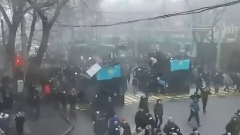 Համաձայնվեց ՀԱՊԿ-ի խաղաղապահներին ուղարկել ուրիշ երկրում հեղափոխության դեմն առնելու. Էլիբեգովա