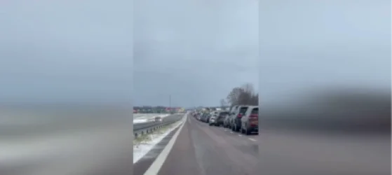 ՏԵՍԱՆՅՈՒԹ. Ռուս-լեհական սահմանին մեքենաների վեց կիլոմետրանոց հերթ է գոյացել