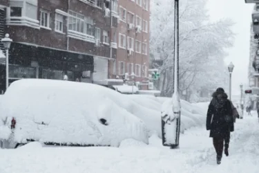 Շվեդիայում ձնաբքի պատճառով շուրջ 1000 մեքենա և բեռնատար մնացել է մայրուղու վրա