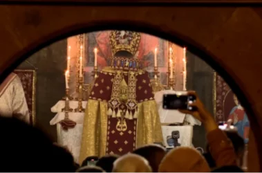 Ճրագալույցի պատարագն անցկացրել է Արցախի թեմի առաջնորդը. ներկա են եղել նաև Սամվել Շահրամանյանն ու Գարեգին Բ-ն