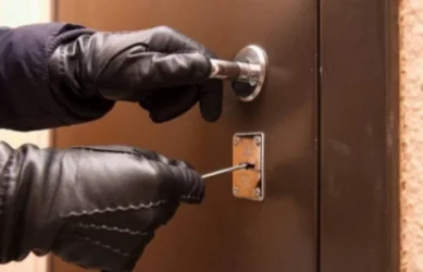 Երևանում թալանել են Գլխավոր դատախազության նախկին պաշտոնյայի տունը․ տարել են միլիոնավոր դրամներ ու ոսկյա զարդեր