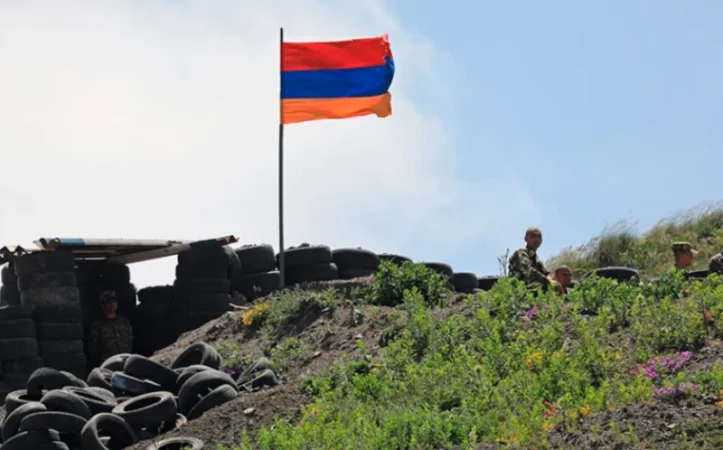 Մենք ոչ մի տեղ չենք գնալու․ Ալիևը՝ «հայելային հետքաշման» մասին