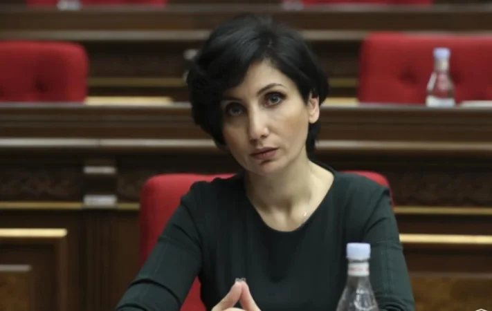 Կվերացվեն մի շարք պատվավոր կոչումներ. Հարությունյանը մանրամասնում է