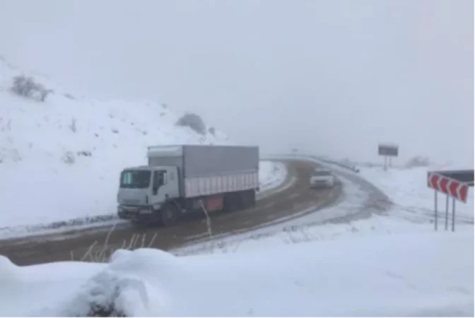 Գորիսում, Կապանում, Մեղրիում ձյուն է տեղում, ավտոճանապարհներին բուք է