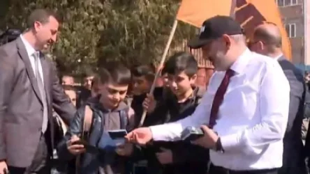 ՈՒՂԻՂ. Հանրահավաք Վայքում