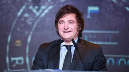 Արգենտինայի նախագահը, չհավանելով Իտալիայում դեսպանատան կենցաղային պայմանները, համար է վարձել ամենաթանկ հյուրանոցներից մեկում