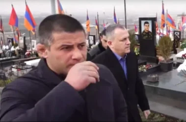 20 դիմակավորված անձ ձեռնաշղթաներ են հագցրել․ մանրամասներ՝ Շահրամանյանի թիկնազորի աշխատակցի ձերբակալման մասին