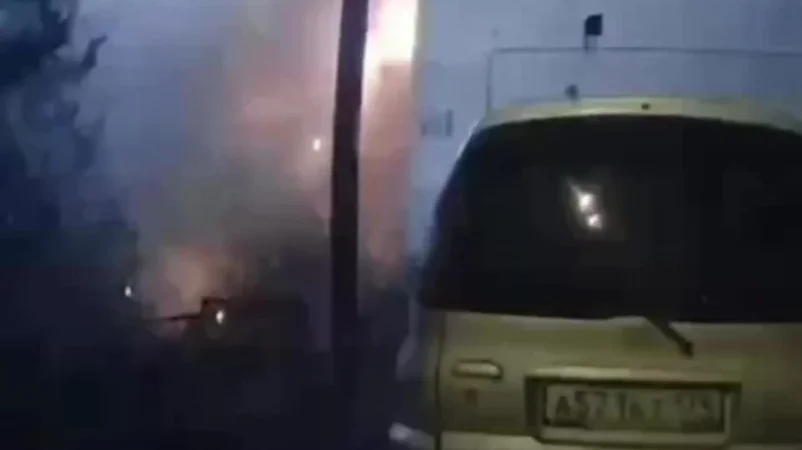 ՏԵՍԱՆՅՈՒԹ. Բնակելի շենքի մոտ անօդաչու թռչող սարք է ընկել ու պայթել. Սանկտ Պետերբուրգ