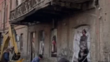 ՏԵՍԱՆՅՈՒԹ. Գյումրիում «վառեմ–մարեմի» շենքը վտանգված է. Sputnik