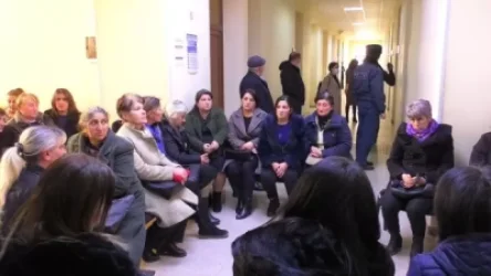 Շիրակցի գերիների հարազատները բացել են մարզպետարանի մուտքը. ինչ են պատրաստվում անել վաղը