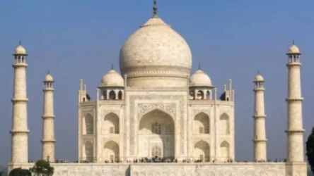 Թաջ Մահալից զբոսաշրջիկներին տարահանել են պայթյունի սպառնալիքի պատճառով