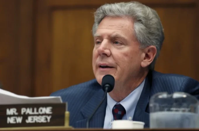 Վաղուց արդեն ժամանակն է․ Ֆրենկ Փալոնը՝ Ալիևի նկատմամբ պատժամիջոցներ կիրառելու մասին