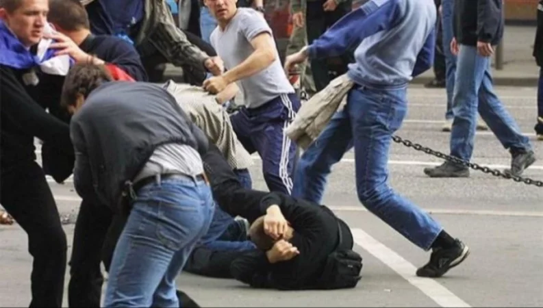 Տավուշում գոլդ համարանիշներով վարորդը ընկերների հետ ծեծել է բենզալցակայանի աշխատողներին․ կա վիրավոր. Shamshyan.com