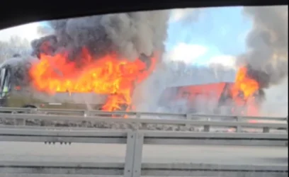 ՏԵՍԱՆՅՈՒԹ․ Մոսկվայում բեռնատարը մեծ արագությամբ բախվել է ռազմական ավտոբուսին․ կա տուժած