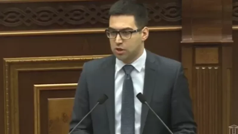 Հեռախոսային խոսակցությունները չեն գաղտնալսվելու․ Ռուստամ Բադասյանը՝ նախագծի մասին