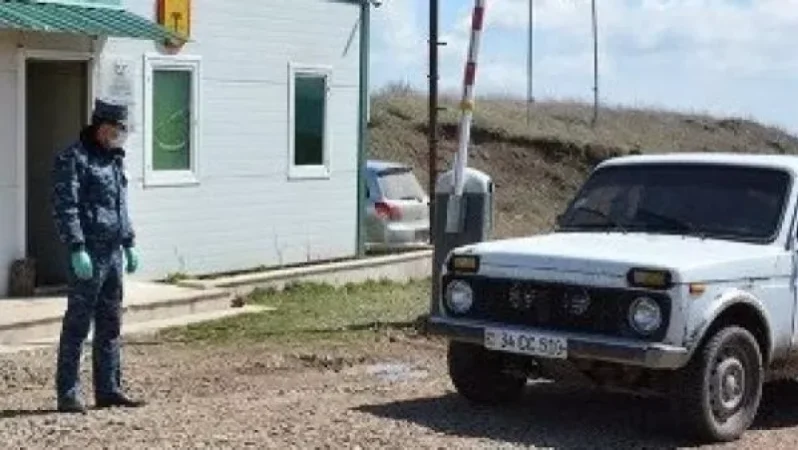 Արգելվել է 575 տրանսպորտային միջոցի մուտքը Արցախ. Մհրյան