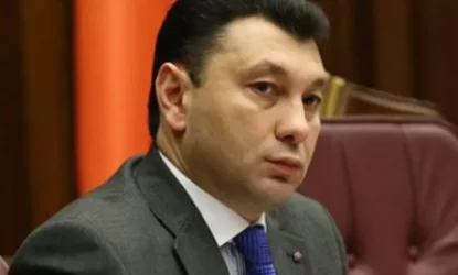 Փաշինյանը կամ մոլորության մեջ է, կամ  ժողովրդին է մոլորեցնում. Էդուարդ Շարմազանով