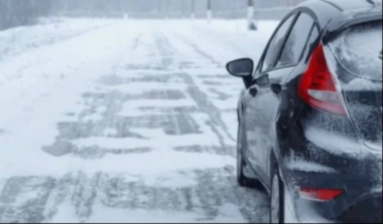 Երթևեկեք բացառապես ձմեռային անվադողերով. մերկասառույց է, փակ ավտոճանապարհներ կան