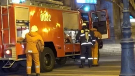 Հրդեհ է բռնկվել Հանրապետության հրապարակի Փոստի շենքի տանիքում