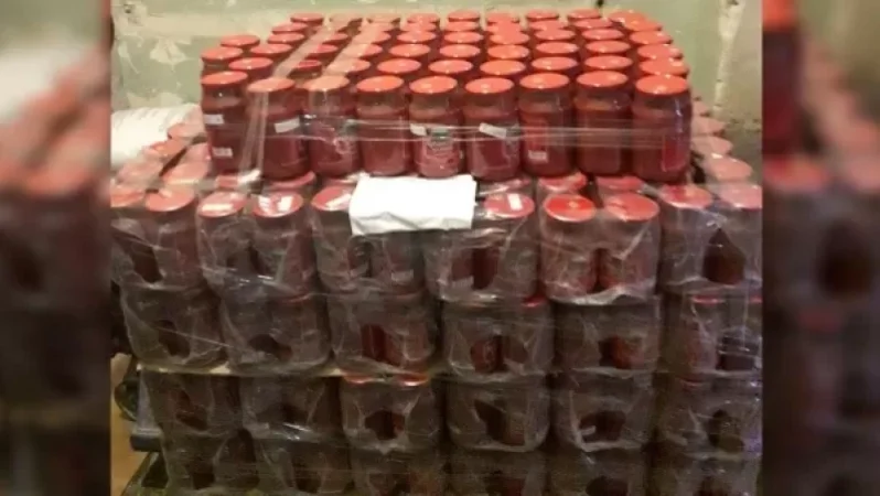 Սուպերմարկետում հայտնաբերվել է մեկ կիլոգրամանոց տարաներով ժամկետանց 498 տոմատի մածուկ. ՍԱՏՄ