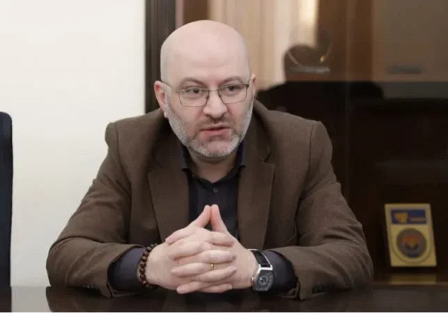 Շիրակի մարզպետը մեկնաբանել է իր հնարավոր պաշտոնանկության մասին լուրերը