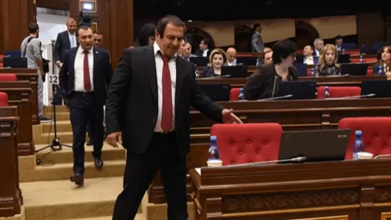 «Հրապարակ». «Իմ քայլը»-ԲՀԿ «ճակատամարտեր» են սպասվում