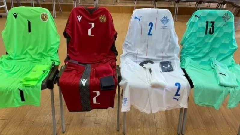 Հայտնի է՝ որ գույնի մարզաշապիկներով կխաղան Հայաստանի և Իսլանդիայի հավաքականները