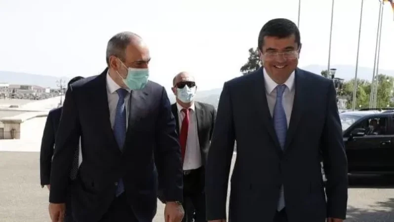 Շատ կարևոր եմ համարում, որ Հայաստանի և Արցախի իշխանությունների միջև արդյունավետ համագործակցություն տեղի ունենա. Փաշինյան