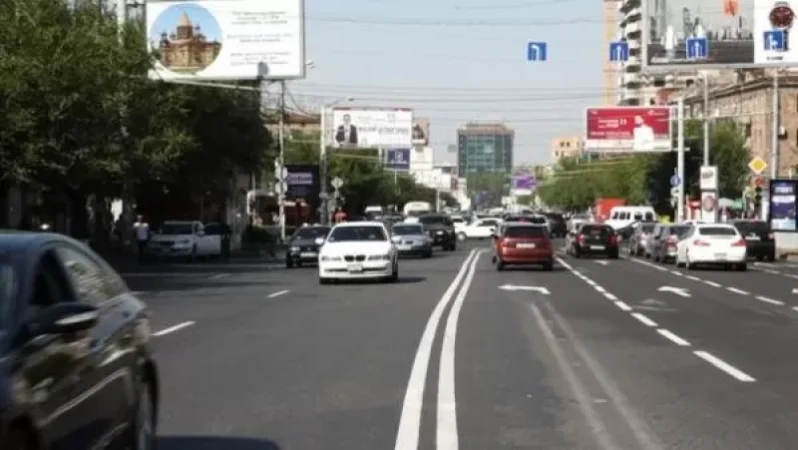 Երթևեկության վերակազմակերպում Կոմիտաս-Գրիբոյեդով խաչմերուկում