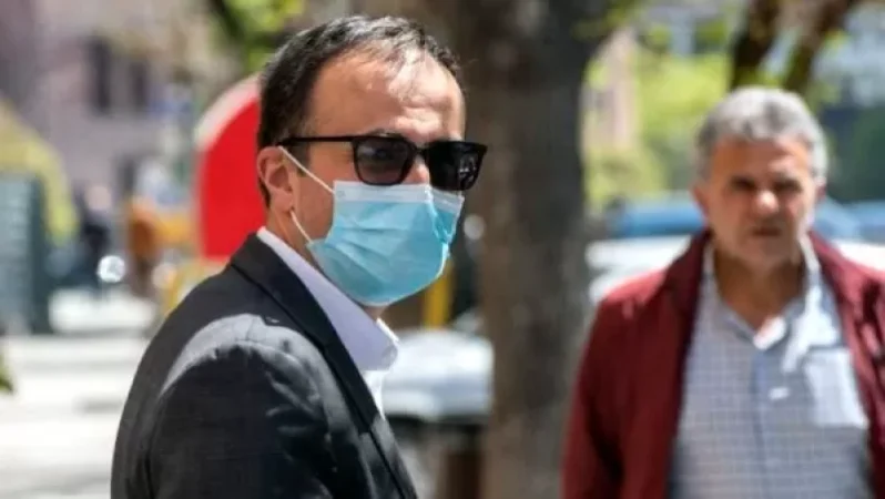 Չպետք է դիմակն իջեցնենք դնչի տակ, բացենք քիթը, ինչպես օրինակ չենք հանում շորերն ու մերկ ման գալիս փողոցում. Արսեն Թորոսյան