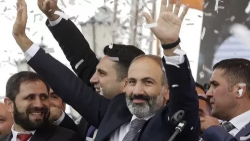 «Քաղաքացիական պայմանագիրը» կմասնակցի արտահերթ ընտրություններին. վարչապետի թեկնածուն Նիկոլ Փաշինյանն է