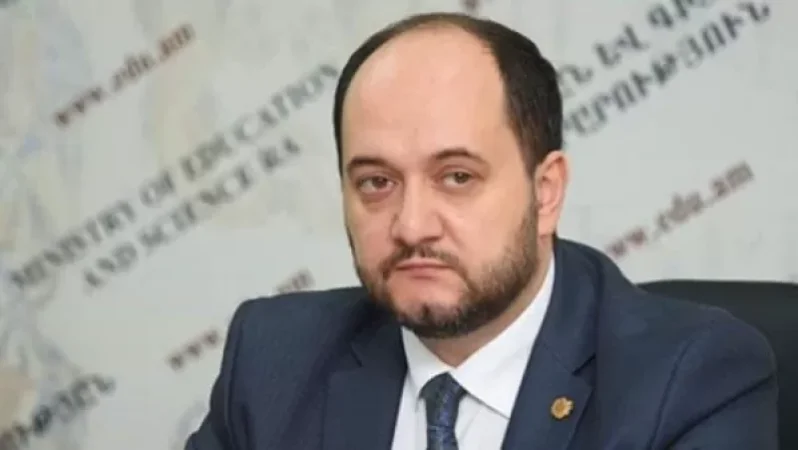 Այս բողոքներն արդեն քաղաքական երանգ են ստանում՝ Արայիկ Հարությունյանը բուհ չընդունվածների մասին