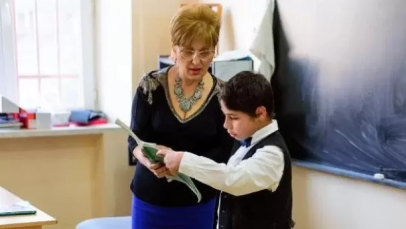 Դասամիջոցներին աշակերտները չեն լքելու դասասենյակը, նրանց գրատախտակի մոտ կանչելն արգելվում է․ուղեցույց դպրոցների համար