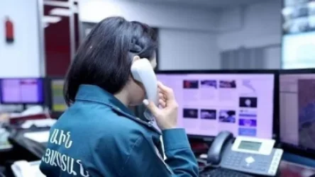 Ավտոմեքենան դուրս է եկել ճանապարհի երթևեկելի հատվածից և շրջվել