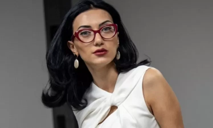 Արփինե Հովհաննիսյանը Վահագն Գրիգորյանի հետ ՀԿ է հիմնադրել. Կպաշտպանեն մարդկանց իրավունքները