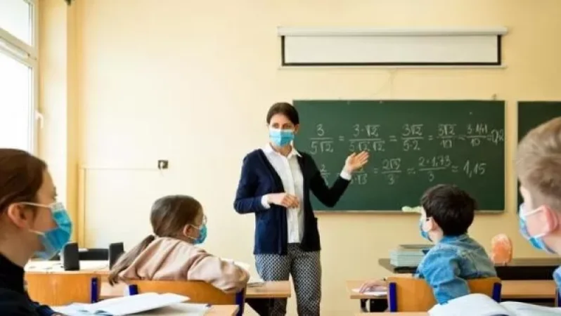 Լսողության և խոսքի խանգարումներ ունեցող սովորողների և նրանց հետ աշխատող ուսուցիչների դիմակների կրումը պարտադիր չէ. որոշ կանոններ լրամշակվել են