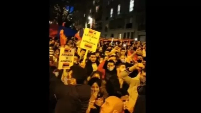 Direct: Protest of Armenians in France in Support of Artsakh