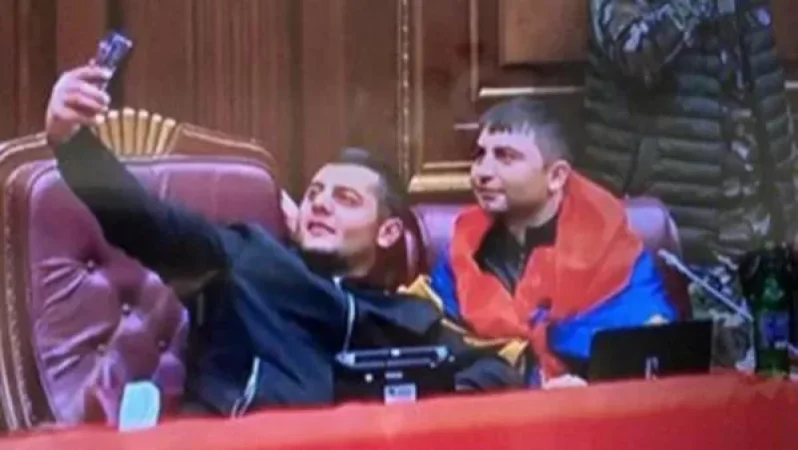 Դատախազության պարզաբանումը Գառնիկ Պետրոսյանի՝ Կիևյան կամրջից ցած նետվելու միջոցով ինքնասպանություն գործելու դեպքի առթիվ