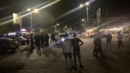 Ով է զինված անձը, ով ներխուժել է Մասիսի քաղաքապետրան և սպառնում է այն պայթեցնել